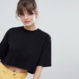 Monki Cropped Black T-Shirt